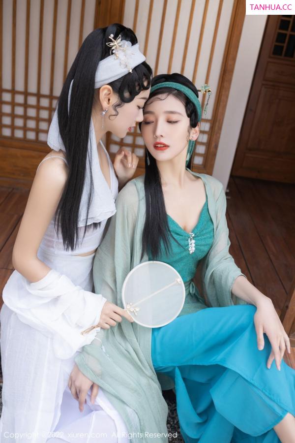陆萱萱  [XiuRen]高清写真图 2022.04.25 No.4921 唐安琪&陆萱萱第2张图片